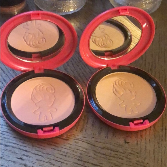 MAC Cosmetics Other - MAC Good Luck Trolls Beauty Powder Limited Edition
